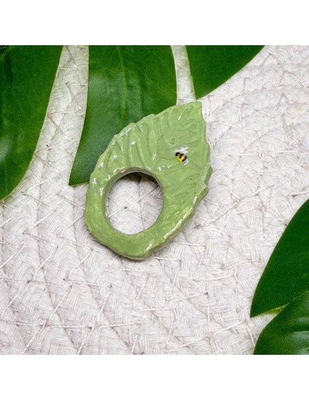 Pin's porte-lunettes Feuille