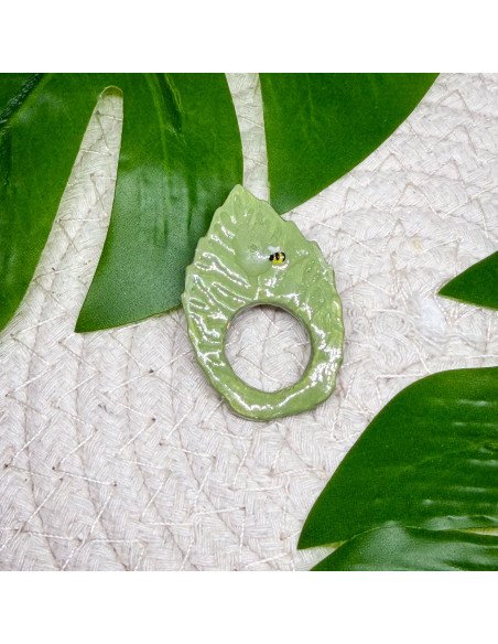 Pin's porte-lunettes Feuille